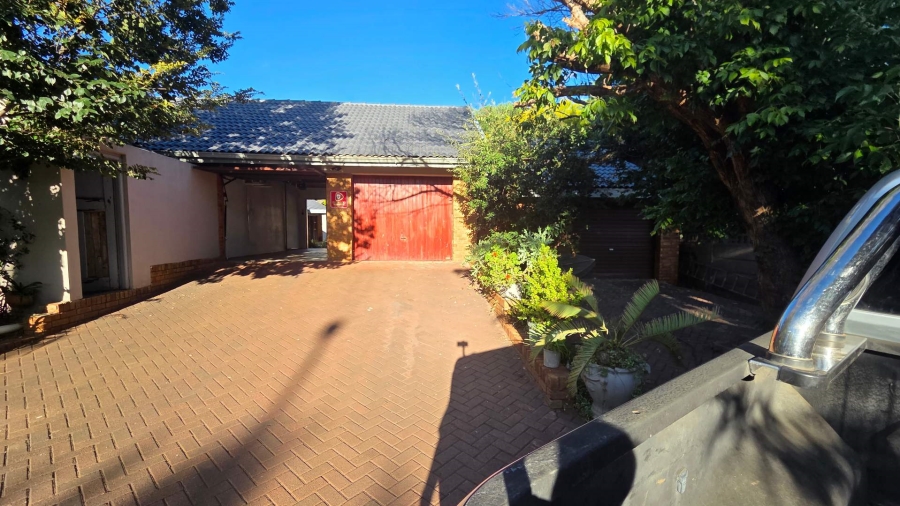 4 Bedroom Property for Sale in Universitas Free State